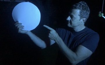 Zur Traumfigur mit dem Mond