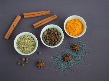 Verdauungsbeschwerden_natuerlich_bekaempfen